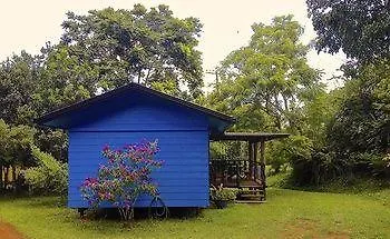 Lake Eacham Tourist Park & Self Contained Cabins Hotel